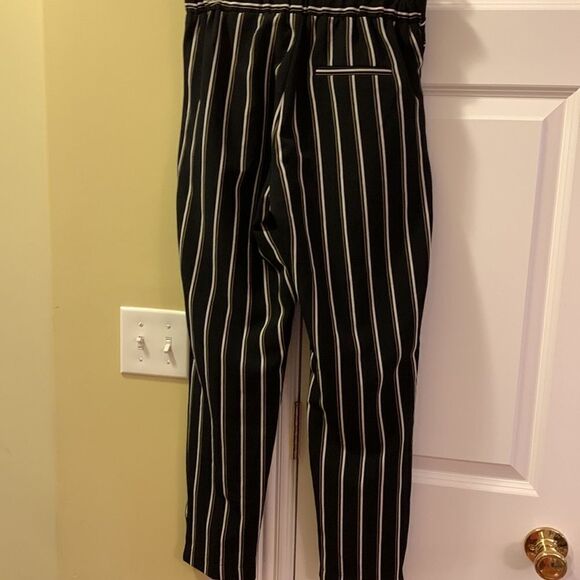 Body by Us Size Small black striped pants. Pleated front with tie. - Picture 2 of 10